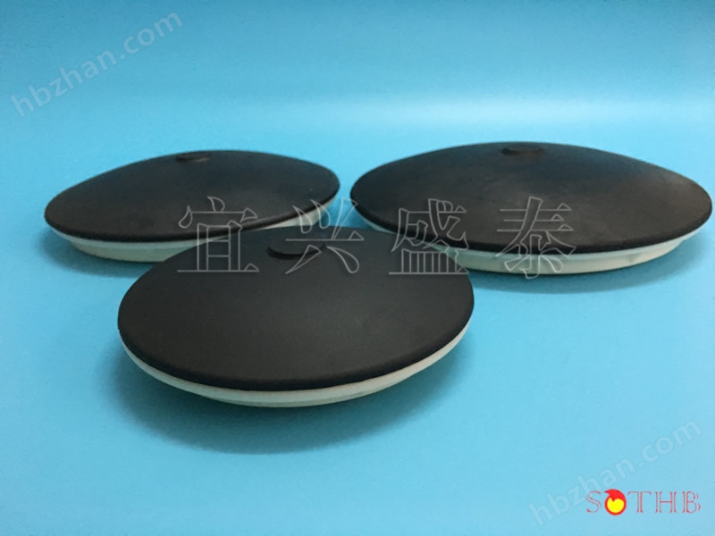 Corundum/ceramic microporous aerators
